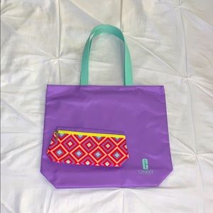NWT Clinique Tote w. Matching Makeup Bag